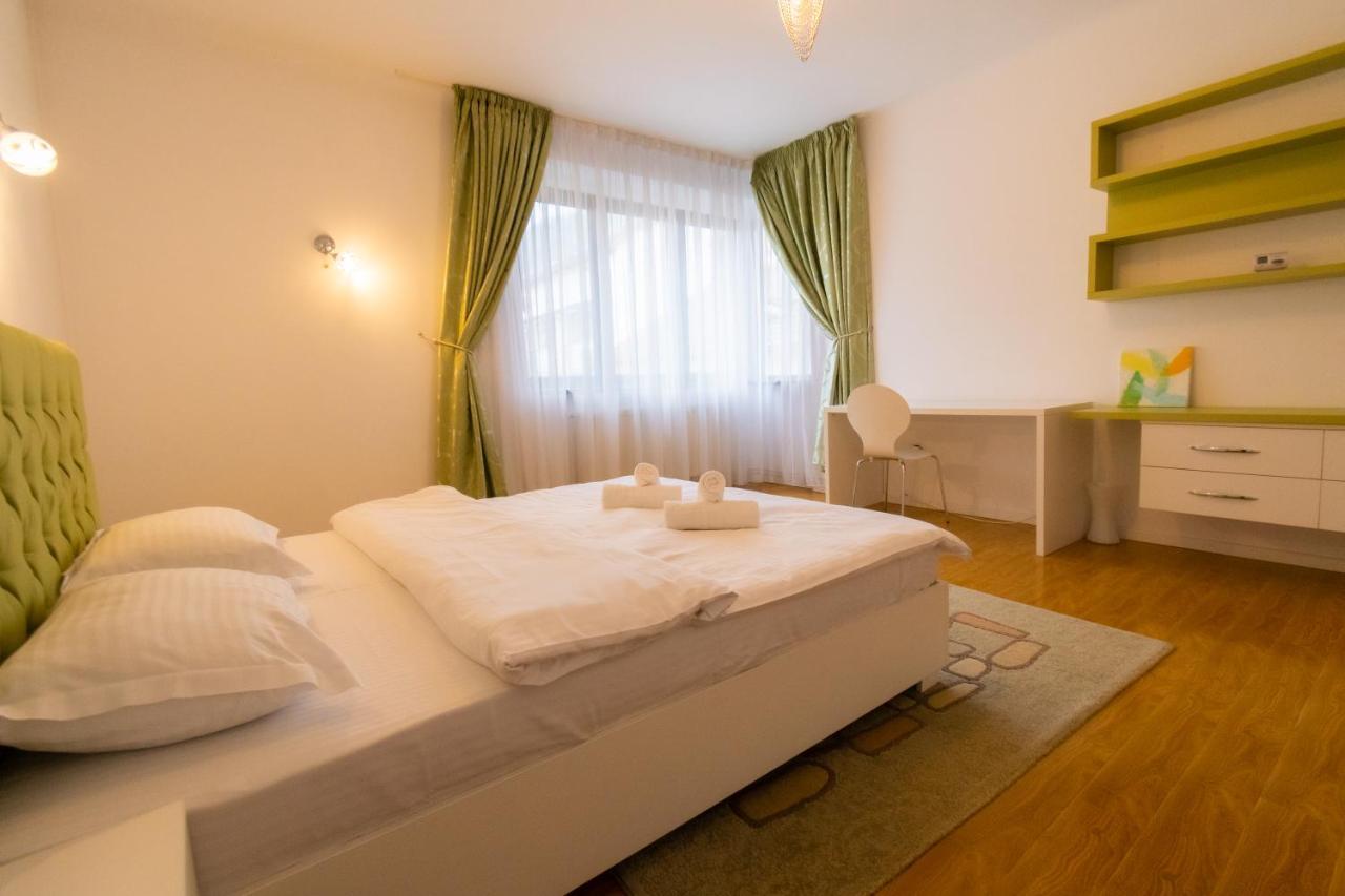 Ardor Apt - Bright And Secluded Apartment In The Heart Of Old Town Brasov Luaran gambar